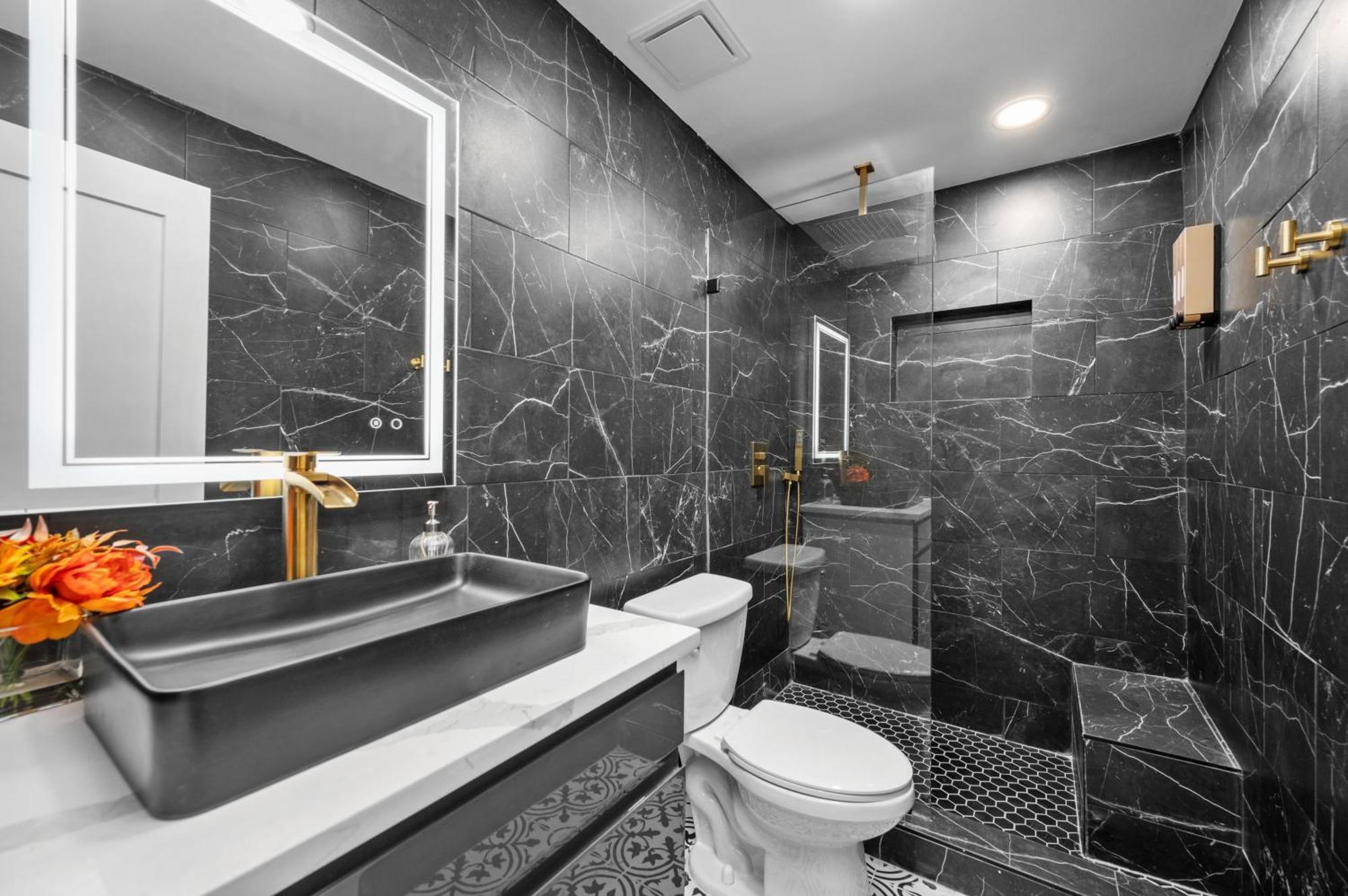 Modern 2Br City Center Getaway With Free Park Houston Luaran gambar