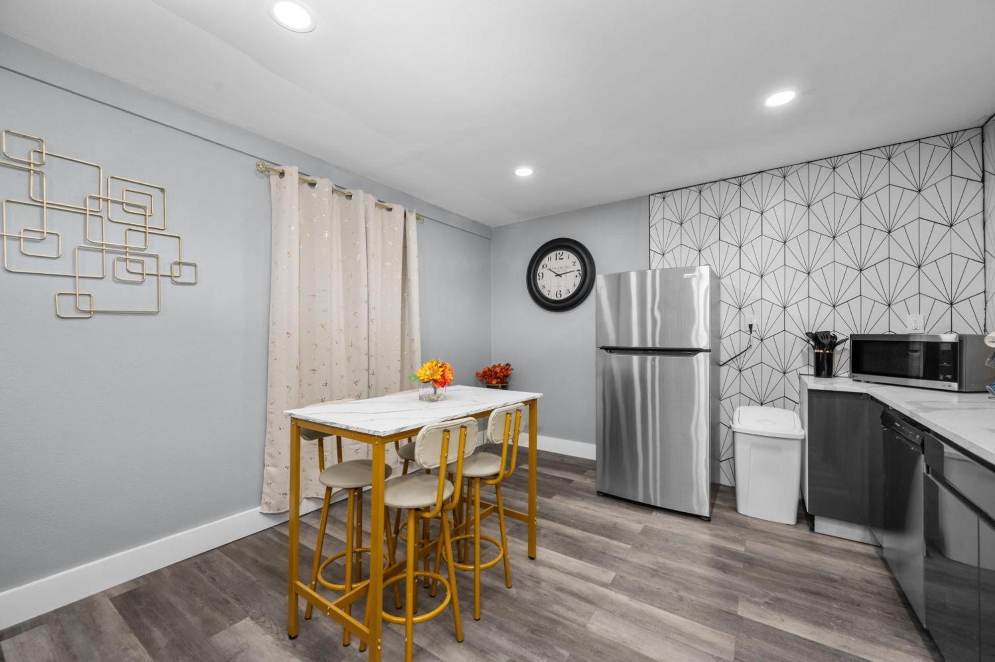 Modern 2Br City Center Getaway With Free Park Houston Luaran gambar