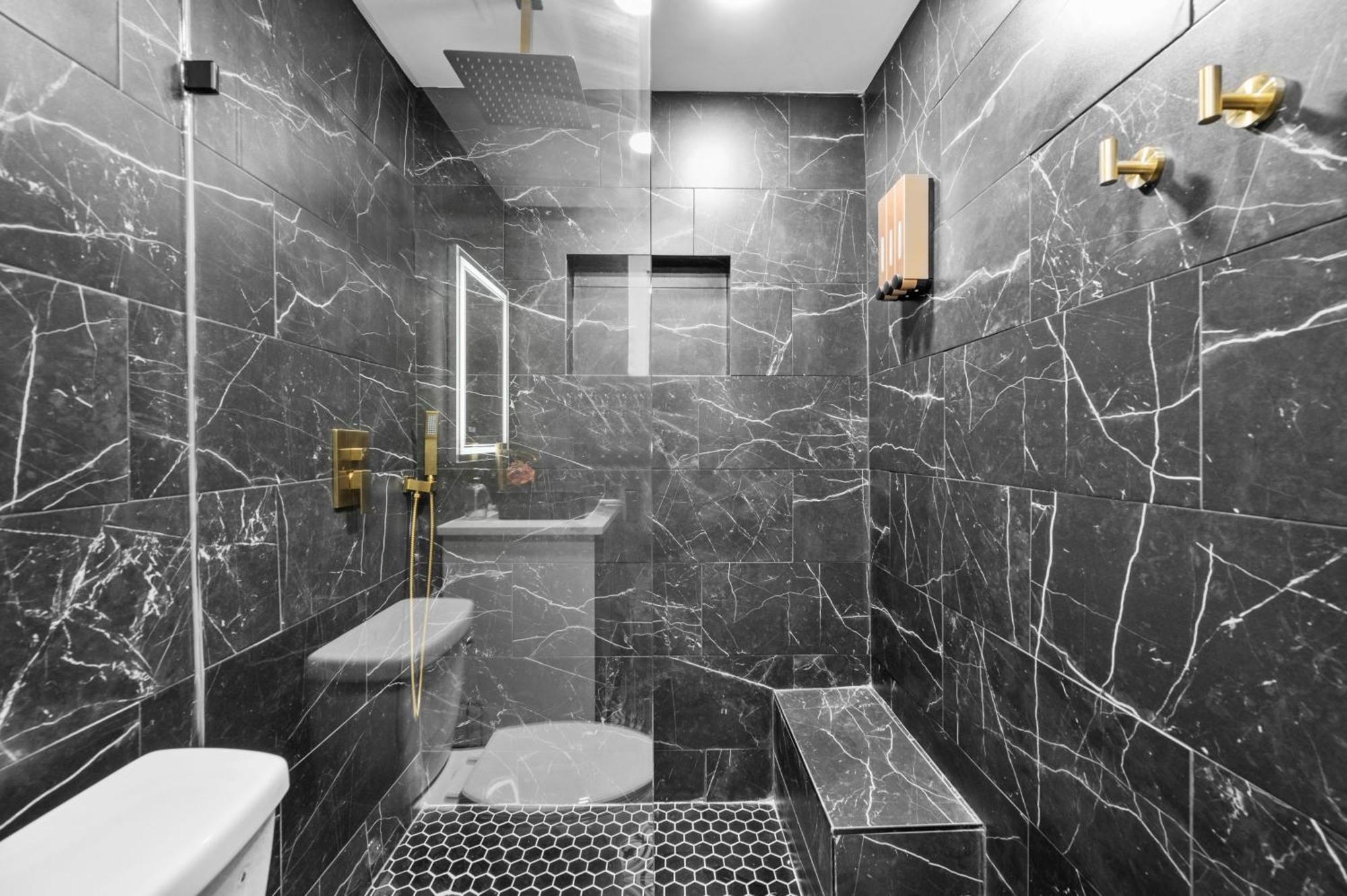 Modern 2Br City Center Getaway With Free Park Houston Luaran gambar